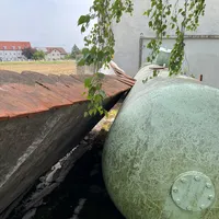 3d573239-84f5-43fd-aa67-5ad2837a6b9c.jpg